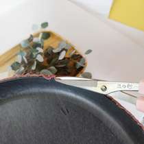 Wangwu full tilt scissors 4 5-inch embroidery machine scissors cross scissors pointed hand-wrapped gold box edge seam scissors