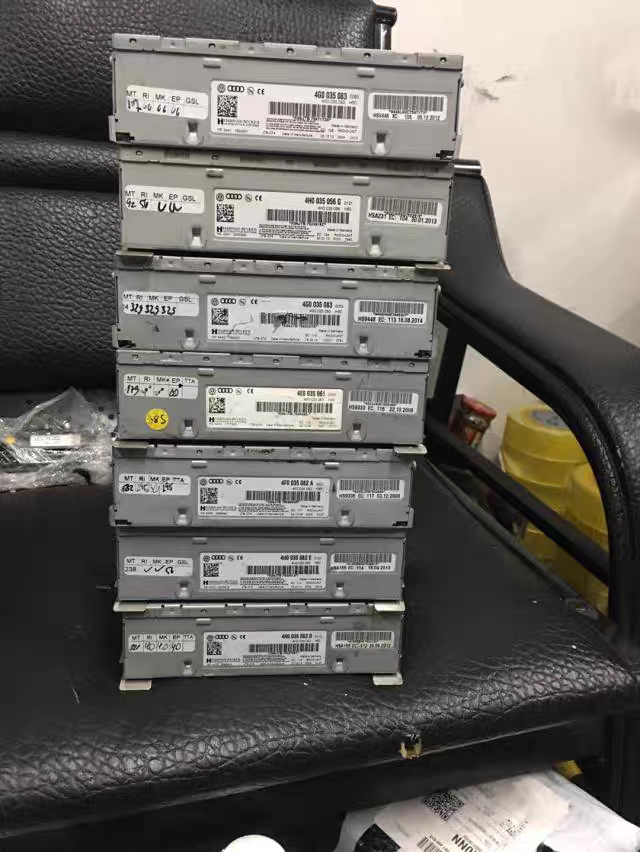 奥迪A4L/A5/A7/A8/途锐/Q3/Q5/Q7/A6L收音机模块大揭秘!升级你的驾驶乐趣!-电子风扇控制器-淘宝好物网