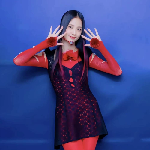 Цветочная рука Цветок Джинцхи показывают то же самое Jisoo Ring Finger Ring Ring Flower Dance Props Special Props Finger White 1