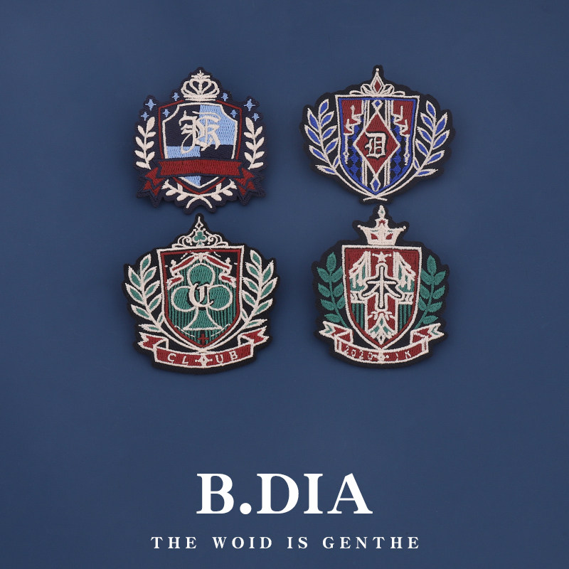 JK British college style classic embroidery brooch high-end male and female badge Japanese cute badge sweater pin accessories
