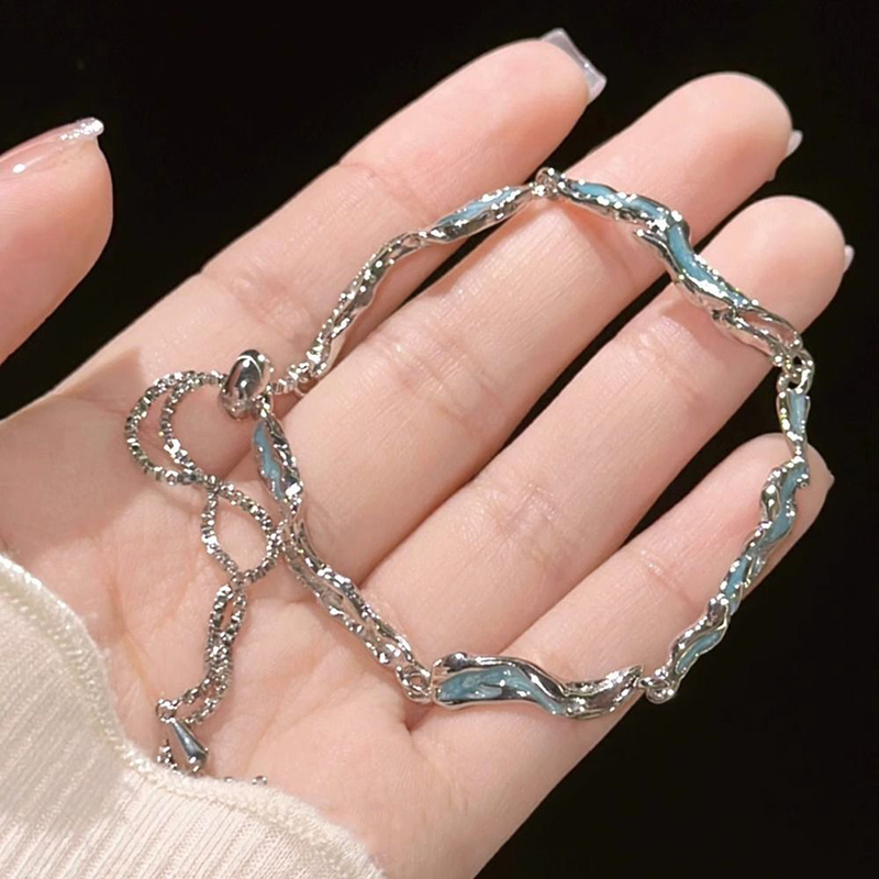 「Ice Blue Sea」Sweet and Cool Irregular Blue Wave Bracelet with a Sense of Design, Light Luxury, Niche and Exquisite Jewelry Gift
