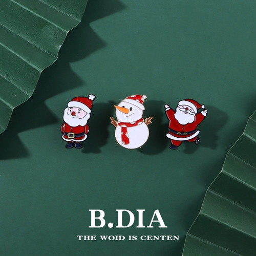 Рождественская брошь для пожилых людей, значок, японская милая булавка, маленький аксессуар