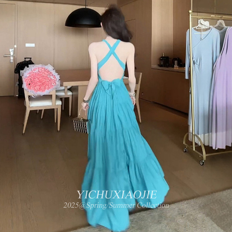 Beautiful Summer Backless Blue Halter Dress for Women, 2025 New Style, Seaside Vacation Style, Elegant Long Dress Beautiful Summer Backless Blue Halter Dress for Women, 2025 New Style, Seaside Vacation Style, Elegant Long Dress
