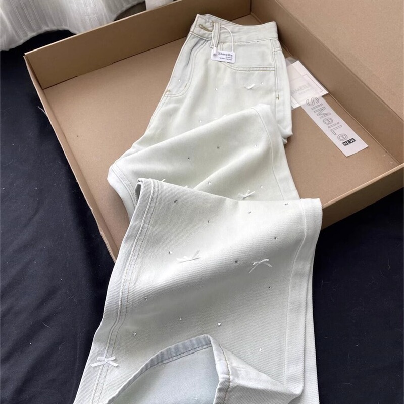 Korean Style Heavy-Duty Rhinestone Bow High-Waisted Straight-Leg Jeans for Men and Women, Summer Design, Niche Versatile Wide-Leg Pants Korean Style Heavy-Duty Rhinestone Bow High-Waisted Straight-Leg Jeans for Men and Women, Summer Design, Niche Versatile Wide-Leg Pants