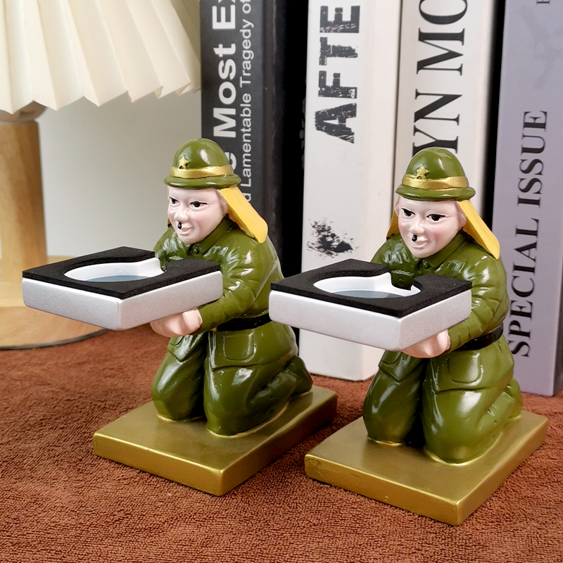 Kneeling Japanese Soldier Apple Watch Charging Stand Suitable for Watch Huawei Watch Magnetic Charging Display Stand