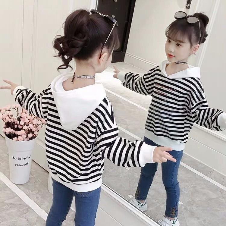 Girls' autumn long-sleeved embroidered sweater 2021 new western style middle-aged children's hooded striped top