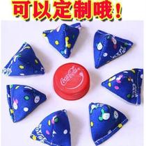Small sandbag hand-grabbing stones trumpet kindergarten children primary school students handmade triangular sandbag throwing stones game_)