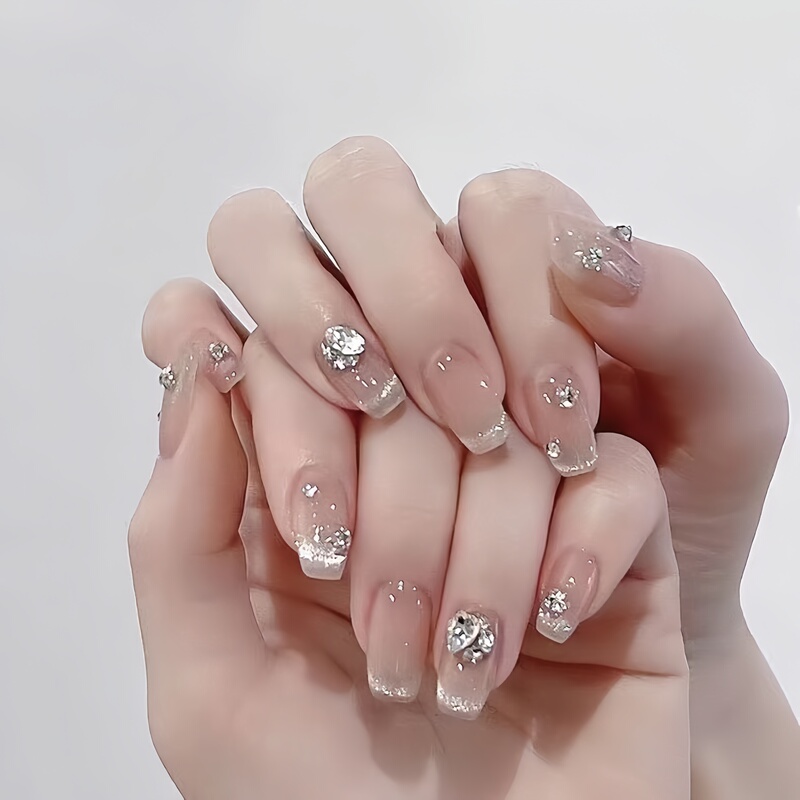 Handmade Wearable Nails with Cat-Eye Effect, High-End Feel, Brightening, Pure and Alluring Nude Color, Ethereal and Sparkling, Bridal Wedding Photos Nail Stickers