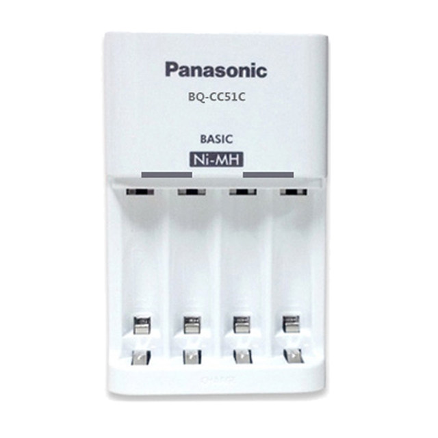 Panasonic Eneloop Nickel-Metal Hydride Smart Rechargeable Battery Charger Bq-Cc51C Can Charge Aa and Aaa Batteries