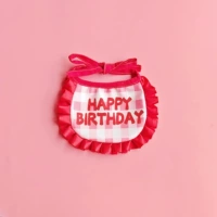 Красный нагрудник