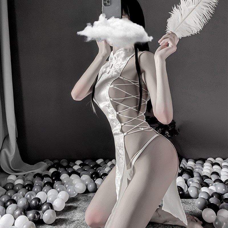 Pajamas women confuse flirting cheongsam temperament 2021 new high slit bed sexy retro long version tight