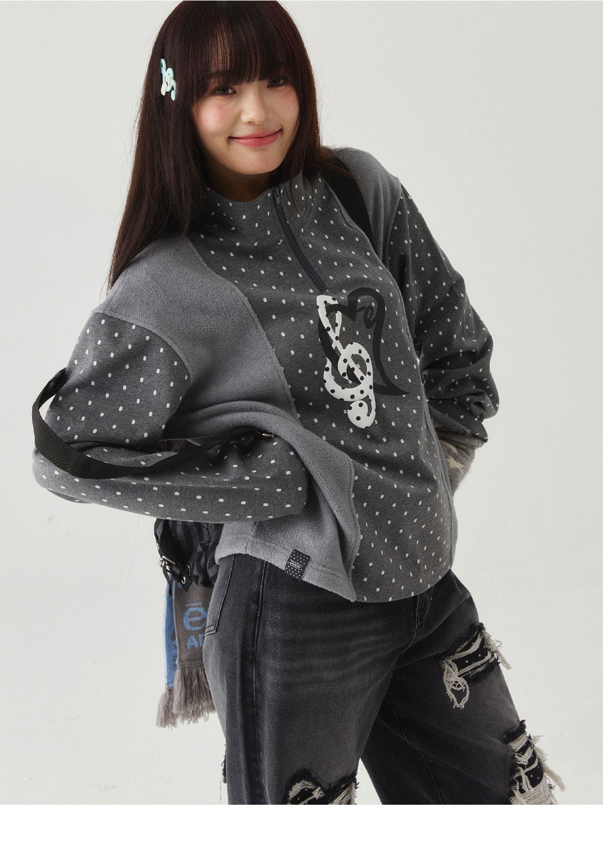 eeeeArtmonster Polka Dot Half-Zip Long-Sleeve Top