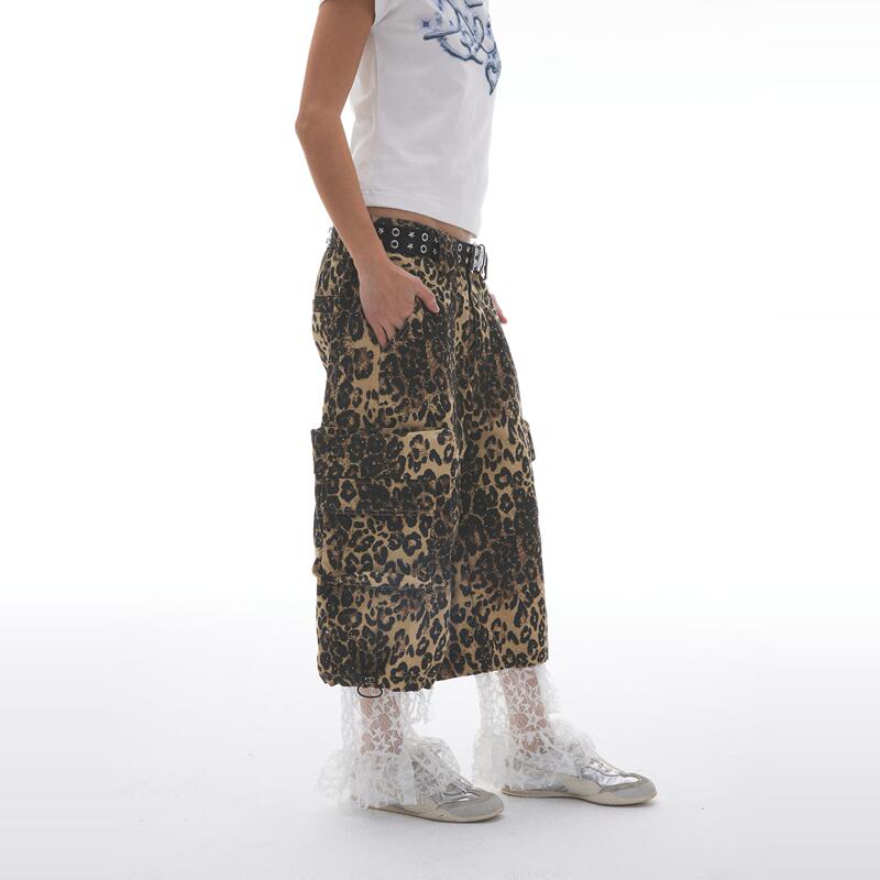 Diamond Jungle |   Full Rhinestone Leopard Print Heavy-Duty Niche Summer Wide-Leg Shorts, Capri Pants, Baggy Pants