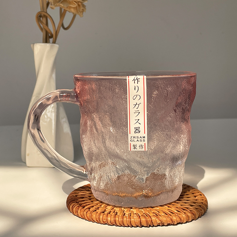 Japanese-Style Pink Glacier Cup with Lid, High-End Glass Cup Style, Girl's Milk Coffee Breakfast Cup