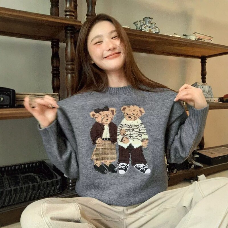 Bear Sweater for Women, Spring and Autumn New Korean Style Cartoon Christmas Vibe Outfit, Base Shirt for Petite Figures, Loose Knit Top Bear Sweater for Women, Spring and Autumn New Korean Style Cartoon Christmas Vibe Outfit, Base Shirt for Petite Figures, Loose Knit Top