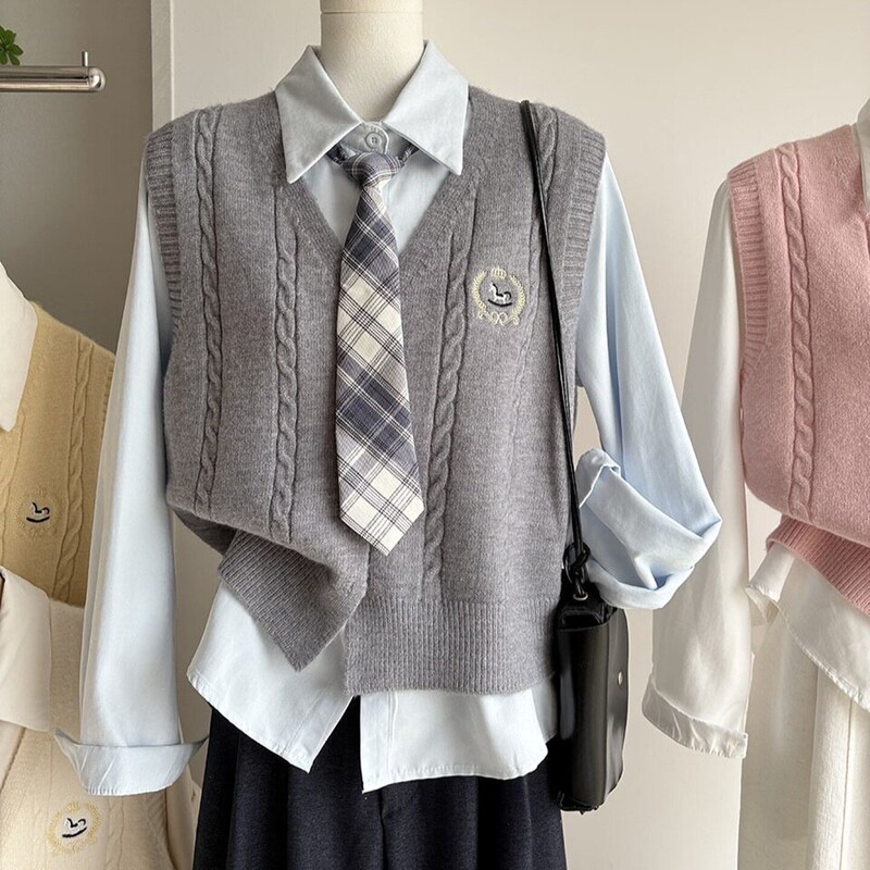 2026 Spring and Autumn New Korean Style College Style Age-Reducing Knitted Vest Shirt Tie Three-Piece Set Vest Top for Women 2026 Spring and Autumn New Korean Style College Style Age-Reducing Knitted Vest Shirt Tie Three-Piece Set Vest Top for Women
