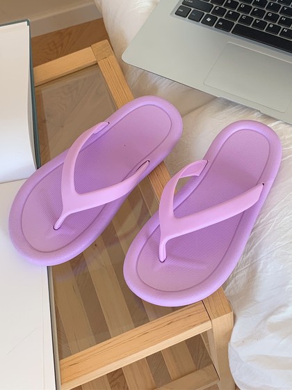 细细条日系百搭平底夹脚凉拖夏季男女士网红简约海边沙滩人字拖