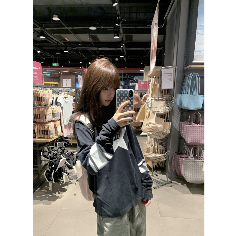 American High Street Trendy Five-Pointed Star Distressed Print Long-Sleeve T-Shirt for Women, Spring and Autumn Loose Casual Couple Base Shirt American High Street Trendy Five-Pointed Star Distressed Print Long-Sleeve T-Shirt for Women, Spring and Autumn Loose Casual Couple Base Shirt