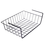 Под столами, студенты подвесной корзины живут в школьной спальне