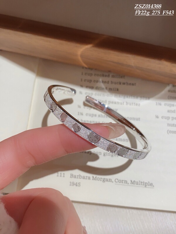 Hello Kitty Cat Open Bracelet for Women, Pure Silver 999 Closed Bracelet with Auspicious Words, Gift for Girlfriend or Best Friend's Birthday Hello Kitty Cat Open Bracelet for Women, Pure Silver 999 Closed Bracelet with Auspicious Words, Gift for Girlfriend or Best Friend's Birthday