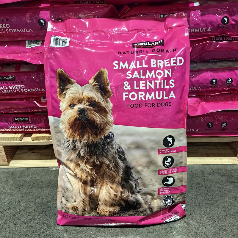 Costco Imported Kirkland Salmon and Chickpea Formula Small Dog Food from the United States, Containing Vitamins, 9.07kg
