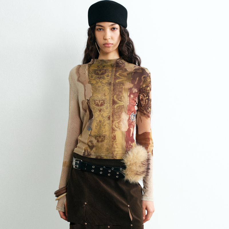 【Spot-Patterned Mesh Base Layer】I'M Still in the Building Original High-Neck Inner Top