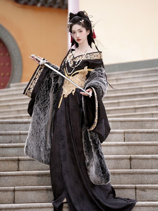 New Hanfu for Women, Warring States Robe, Wei and Jin Dynasty Style, Northern and Southern Dynasties Cross-Collar, Restored Straight Hem, Ancient Costume, Court-Style Trailing Skirt, Autumn and Winter