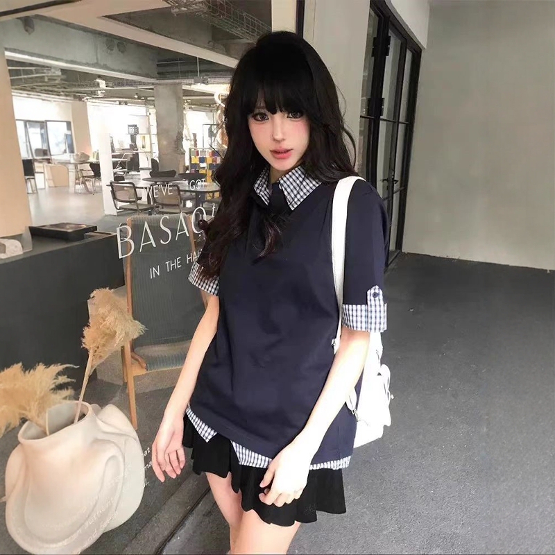 College Style Fake Two-Piece Color-Block Plaid Polo Collar T-Shirt for Women, Spring and Summer Design, Slim Fit, Regular Shoulder Short-Sleeve Top