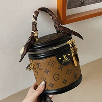 Шарф черный