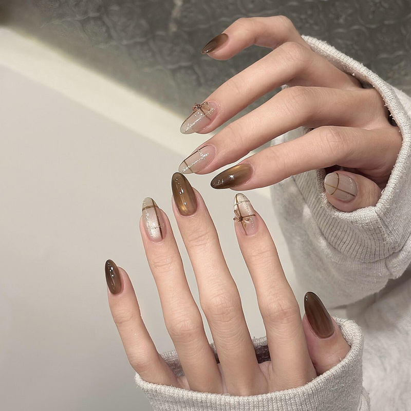 Autumn and Winter Medela High-End Gradient Whitening Glass Bead Cat-Eye Handmade Wearable Nails with Bowknot Whitening Fake Nail Tips Autumn and Winter Medela High-End Gradient Whitening Glass Bead Cat-Eye Handmade Wearable Nails with Bowknot Whitening Fake Nail Tips