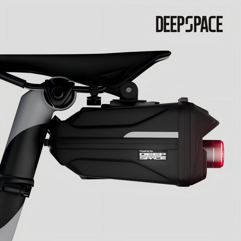 Deep Space Deepspace Intelligent Brake Tail Light Bicycle Tail Light for Night Riding, Universal for Mountain and Road Bikes Deep Space Deepspace Intelligent Brake Tail Light Bicycle Tail Light for Night Riding, Universal for Mountain and Road Bikes