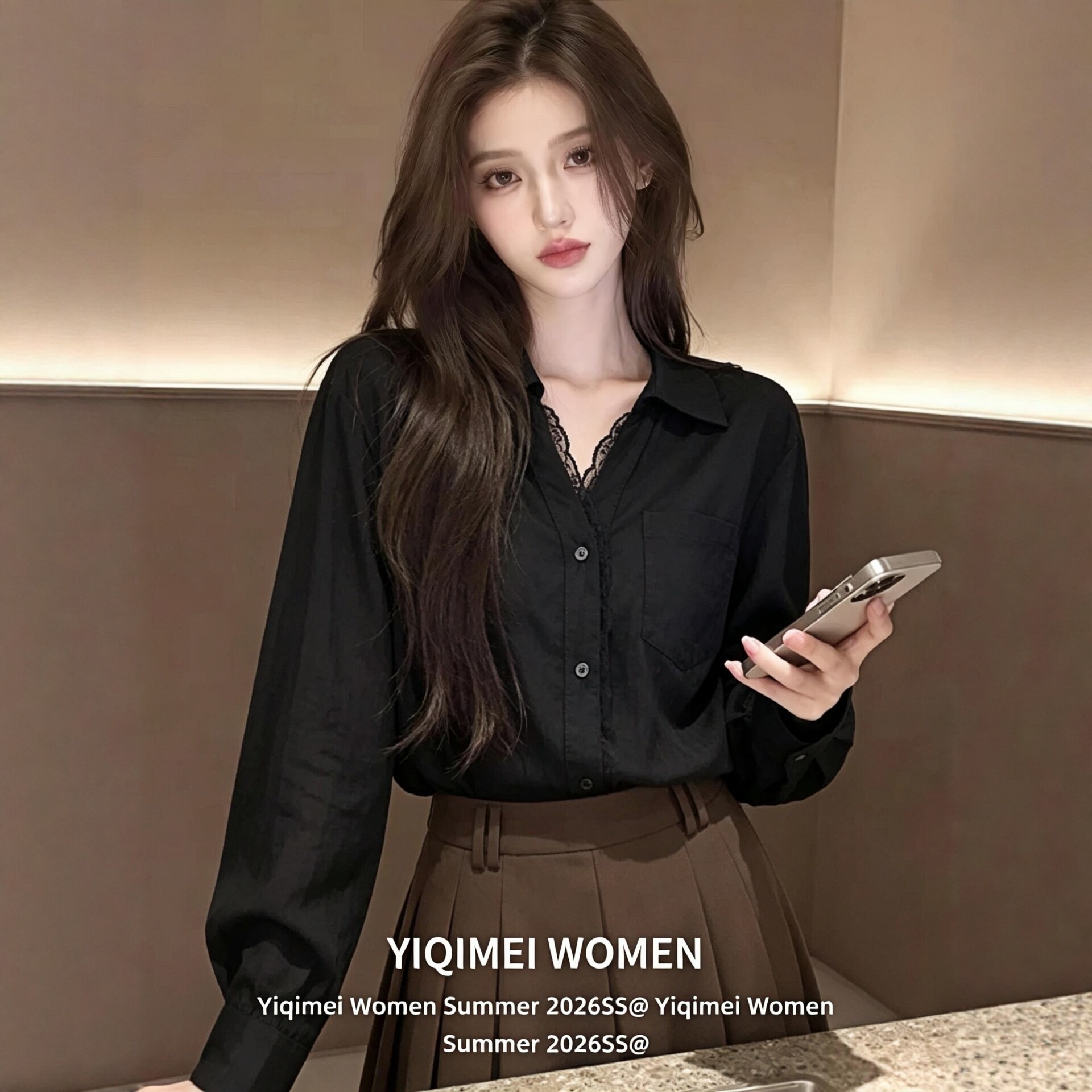 Black polo collar long-sleeved shirt for women, early autumn style with lace trim, French chic and pretty blouse.