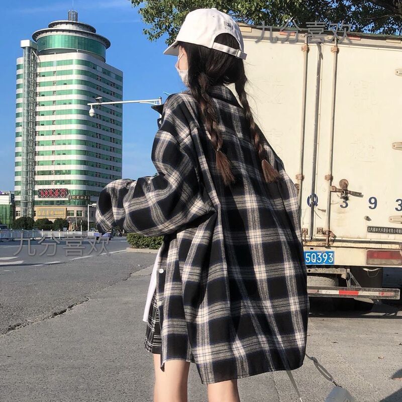 American-Style Color-Block Trendy Plaid Shirt, Thin Loose Long-Sleeve Shirt for Couples, Mid-Length Shirt Top Jacket for Spring and Autumn American-Style Color-Block Trendy Plaid Shirt, Thin Loose Long-Sleeve Shirt for Couples, Mid-Length Shirt Top Jacket for Spring and Autumn