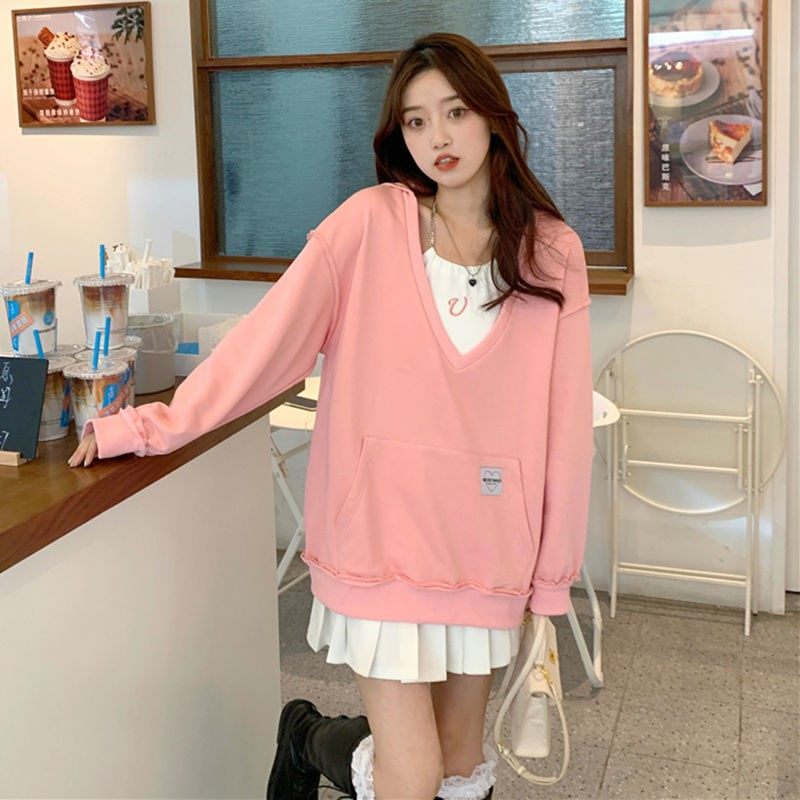 Hanging neck sweatshirt Two sets autumn and winter 2022 new Korean version design sensation small crowd V collar with cap sports jersey hanging neck back