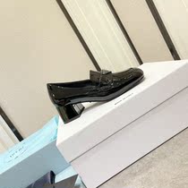 Prada Prada Woman Shoes New Lady Triangle Mark Painted Leather Bright Face Coarse Heel High Heel Shoes Lefu Shoes