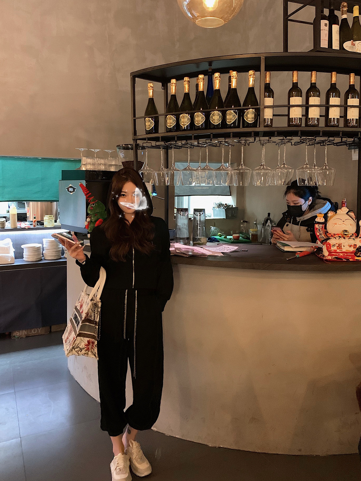 Design sense Short version of the clothing jacket woman Early spring new sweet and cool trendy pull chain Lianhood short blouchred blouses