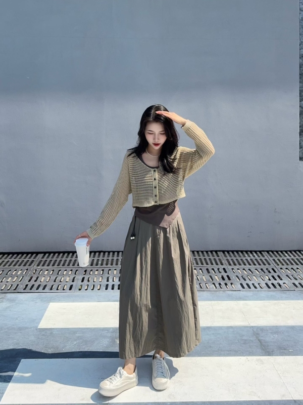 The Same Style in the Store: 2026 Autumn New Korean Fashion Hollow-Out Knit Cardigan + Vest + Skirt Three-Piece Set