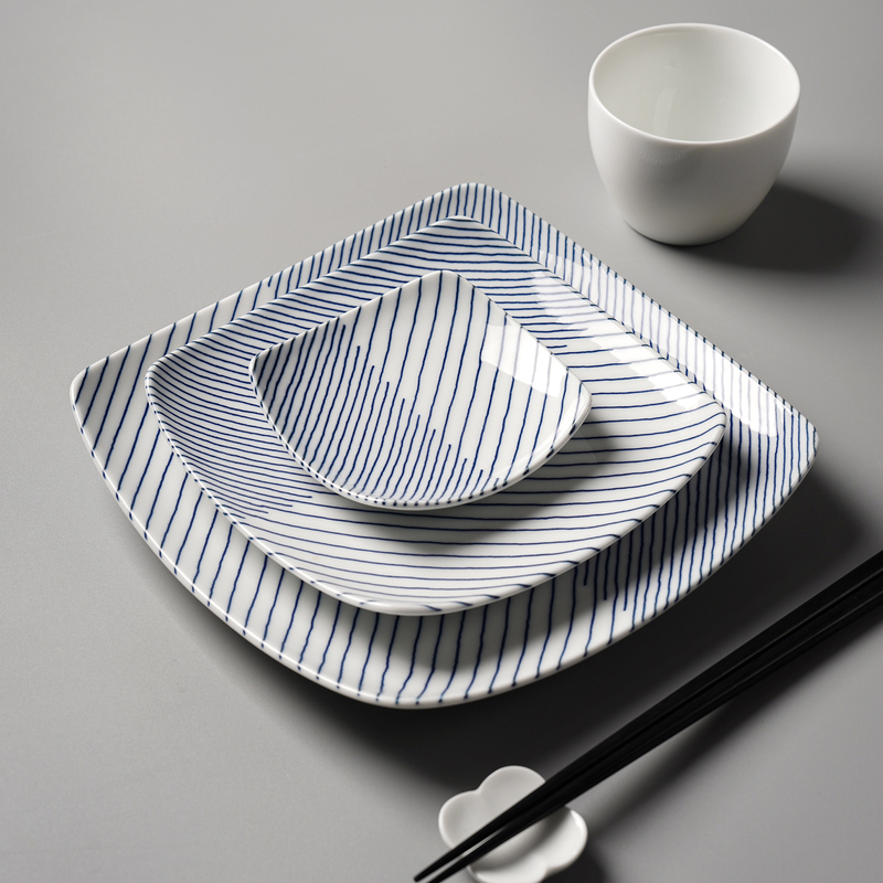 Baishan Ceramic Blue and White Line Square Dinner Plate, Household Ceramic Tableware, Sushi Plate, Designer Style Large Square Plate
