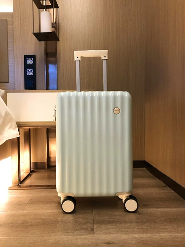 Прочный брендовый чемодан, 24 дюймов, популярно в интернете