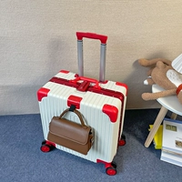 Алюминиевая рама белого красного края