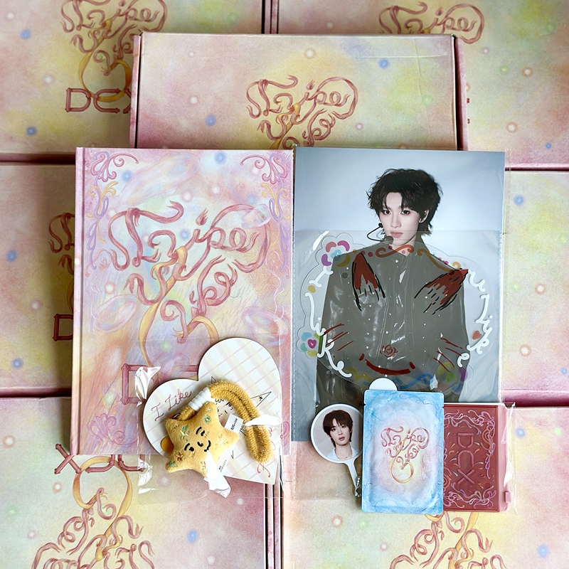 Official Authentic Times Youth League Sixth Anniversary Concert Commemorative Photo Set, Single Member Group Style, Complete Set, Unopened