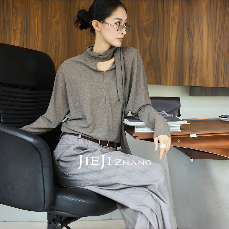 Zhang Qi Jieji Zhang Autumn Simple High-Neck Knitted Layered Top Soft and Flowy Ribbon Long-Sleeve Comfortable T-Shirt for Women