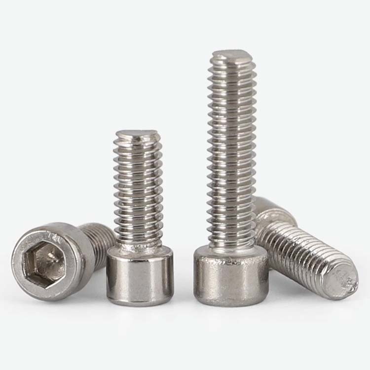 10.9级镀镍小头内六角螺丝：小尺寸大用途，如何选择适合你的螺丝？