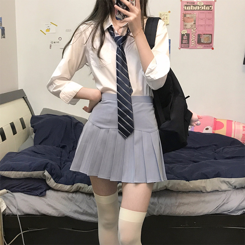 (Small sexy and anti-glare) JK original school sister pure desire style all-match uniform pleated skirt solid color short skirt between feet and feet