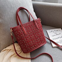 Red envelope wedding handbag bag female small fashion bride bag temperament niche trendy hand carry