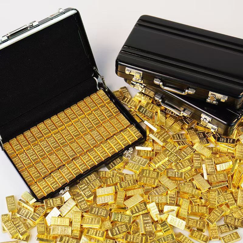 1:6 Scale Realistic Alloy Gold Bar Model Soldier Collectible Display Piece Photography Prop Adult Figurine Desktop Decoration DIY 1:6 Scale Realistic Alloy Gold Bar Model Soldier Collectible Display Piece Photography Prop Adult Figurine Desktop Decoration DIY