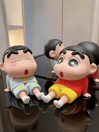 Crayon Shin-Shi의 휴대폰 홀더 피겨 장식 만화 크리에이티