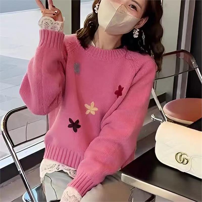 Three-Dimensional Floral Sweater with Embroidery, Round Neck, New Spring Knitwear, Loose and Versatile, Lazy Style Top for Autumn