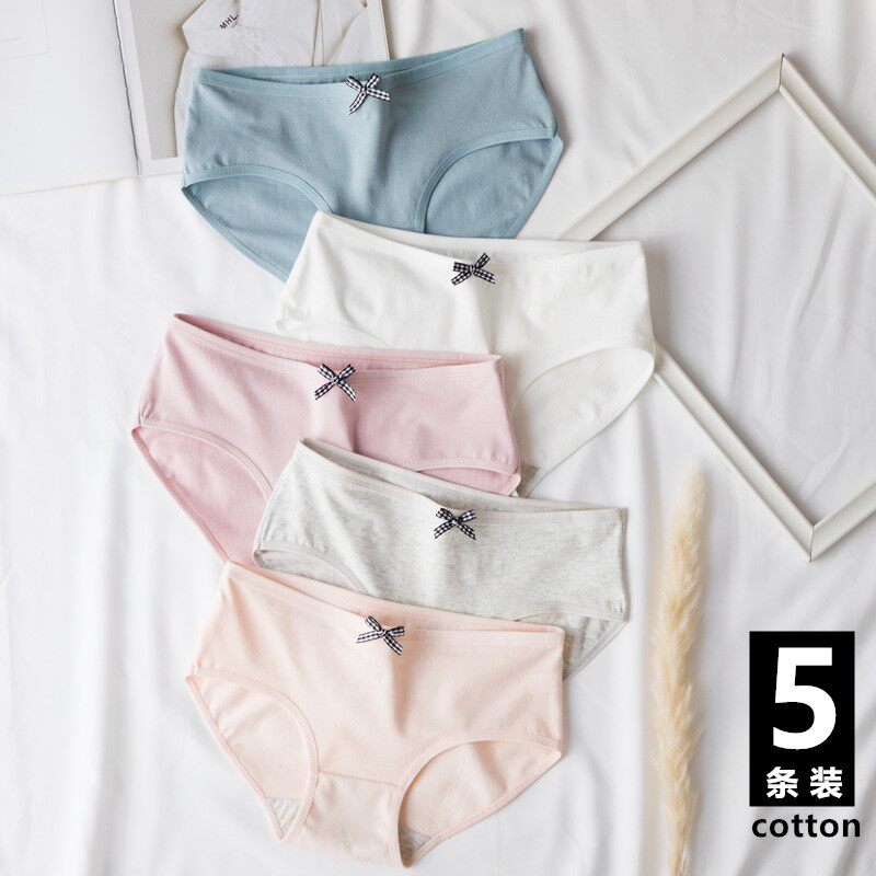 Full cotton Times Underpants female large size Sizes Pure Cotton Crotch Simple pure color Medium and low waist Girl students All cotton crotch Triangle pants