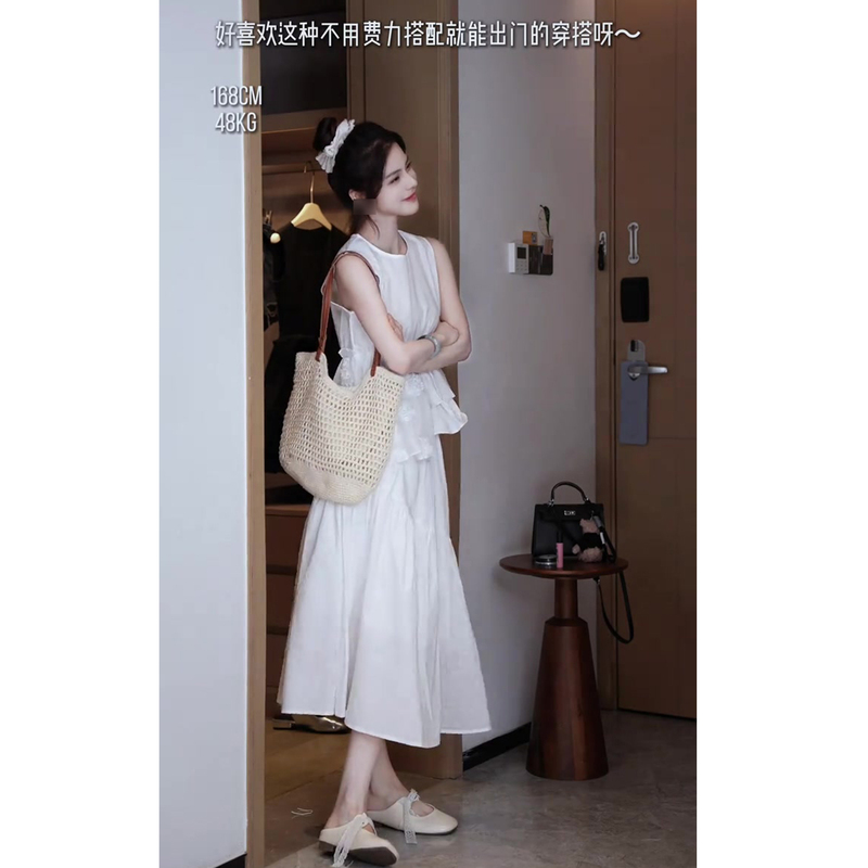 Zhang Yuan's Same Style Women's Clothing, New Summer Collection, French-Style Vibe, Stunning Floral Design, Vest and Puffy Long Skirt Set Zhang Yuan's Same Style Women's Clothing, New Summer Collection, French-Style Vibe, Stunning Floral Design, Vest and Puffy Long Skirt Set